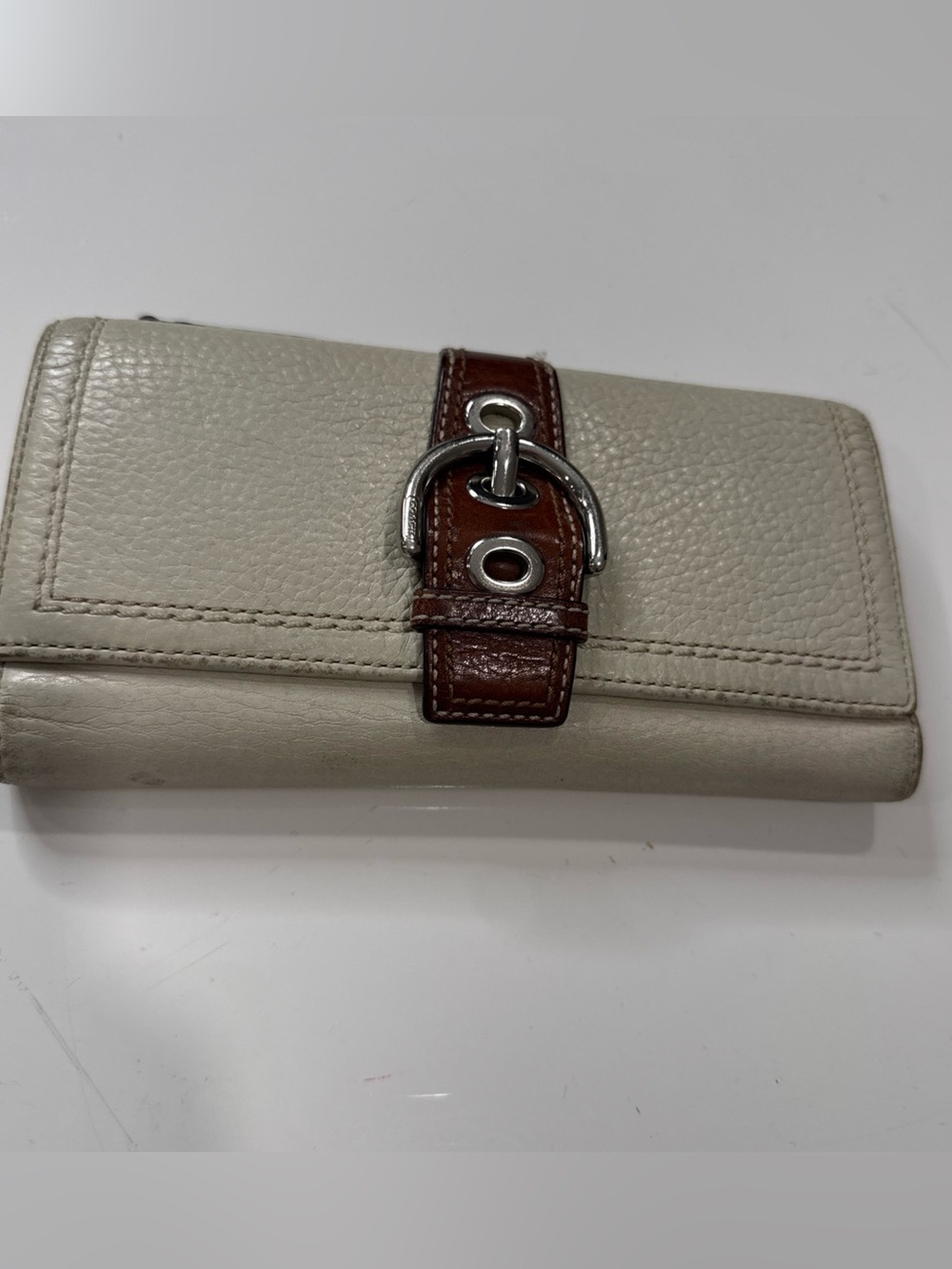 Vintage Coach Soho Buckle Signature Cream Brown Leather Trifold Wallet A020526